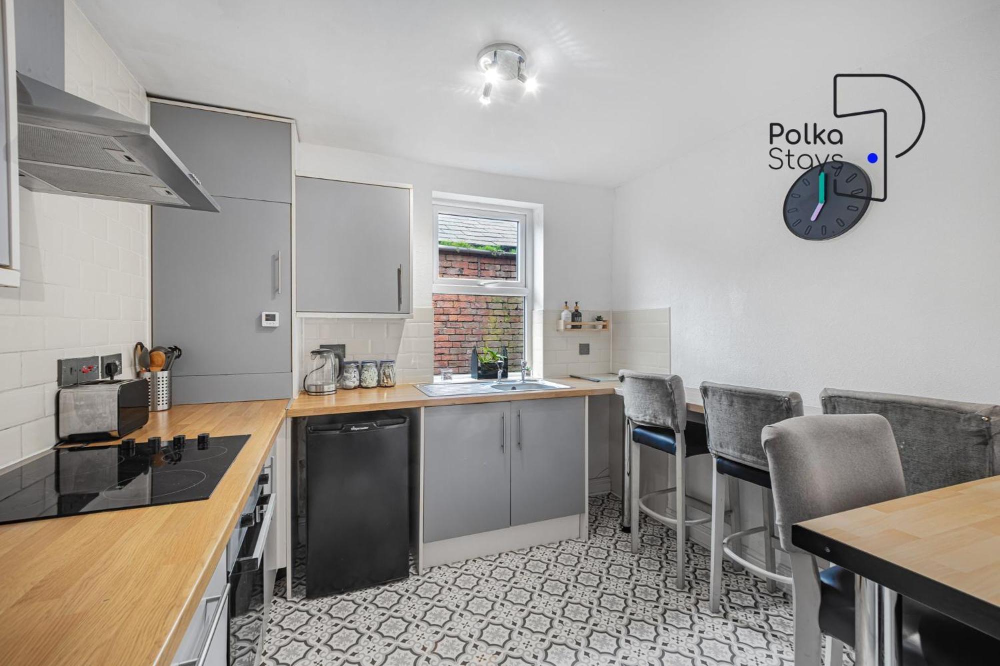 Polkadot Winter Gardens - Large Modern Apartments In Blackpool By Polkastays Exterior foto