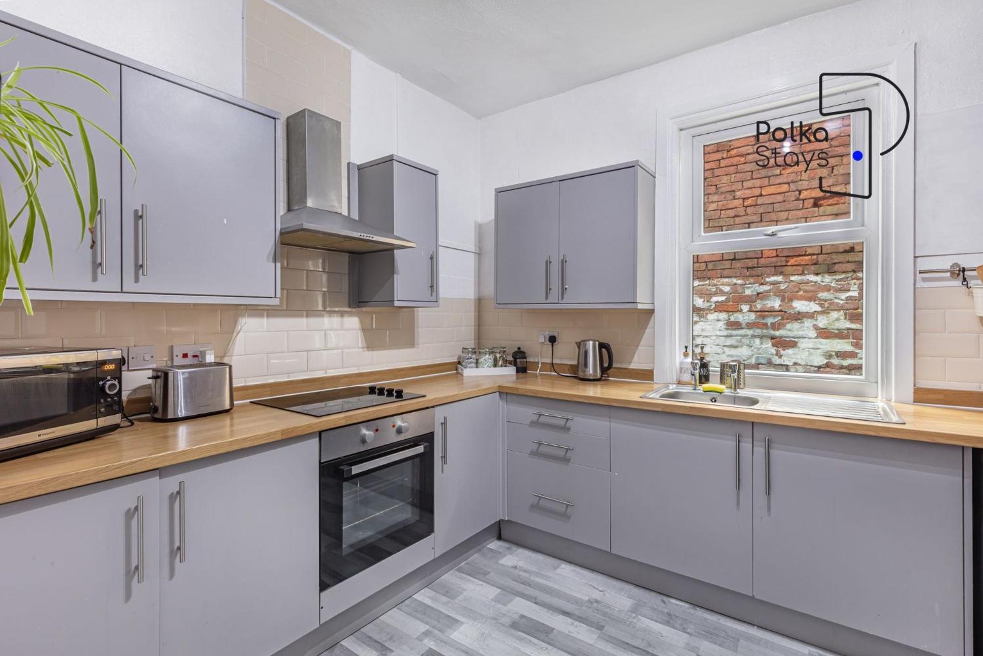 Polkadot Winter Gardens - Large Modern Apartments In Blackpool By Polkastays Exterior foto